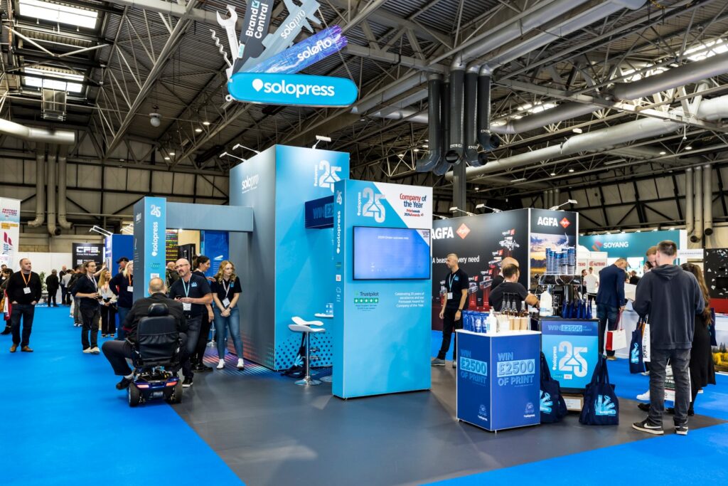 Modular Exhibition Stand by Tecna